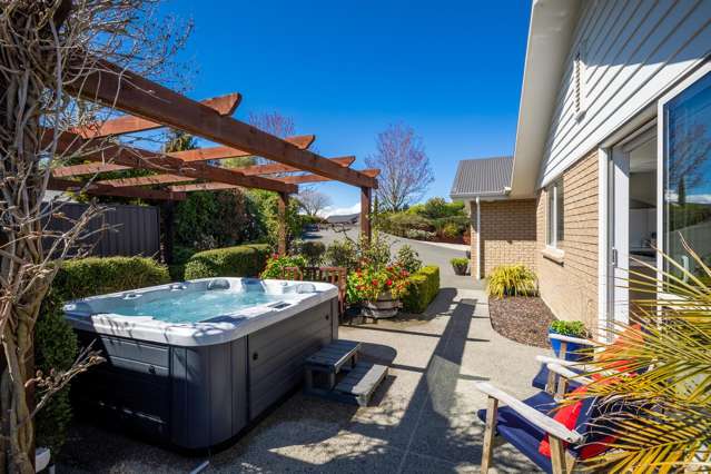 Postcard Perfect in Appleby Hills