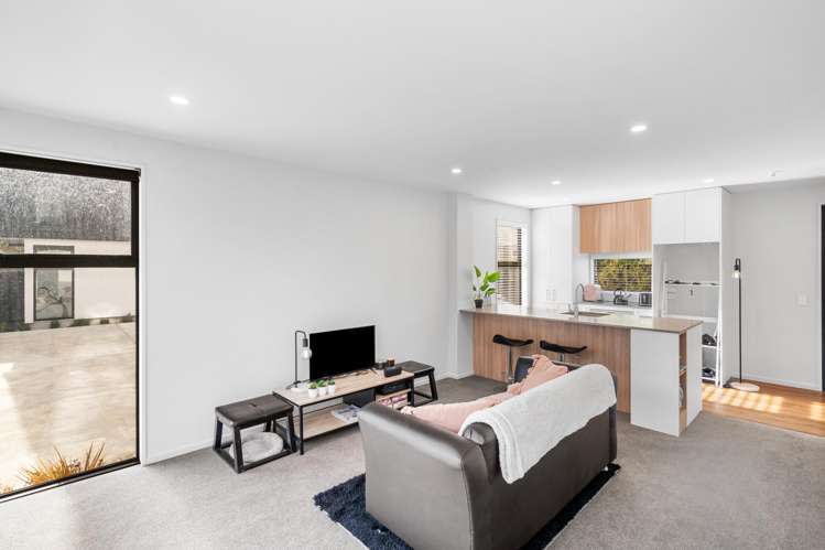 3/7 Hinemoa Street_3