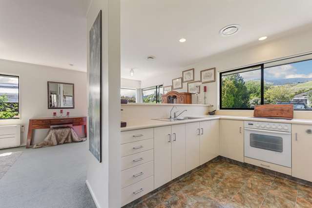 36 Willow Avenue Stoke_4