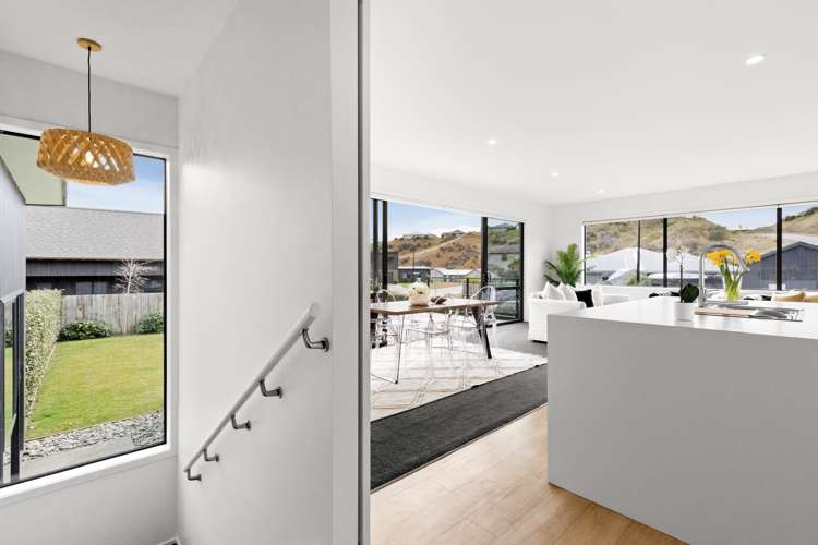4 Sandford Terrace Lower Shotover_2