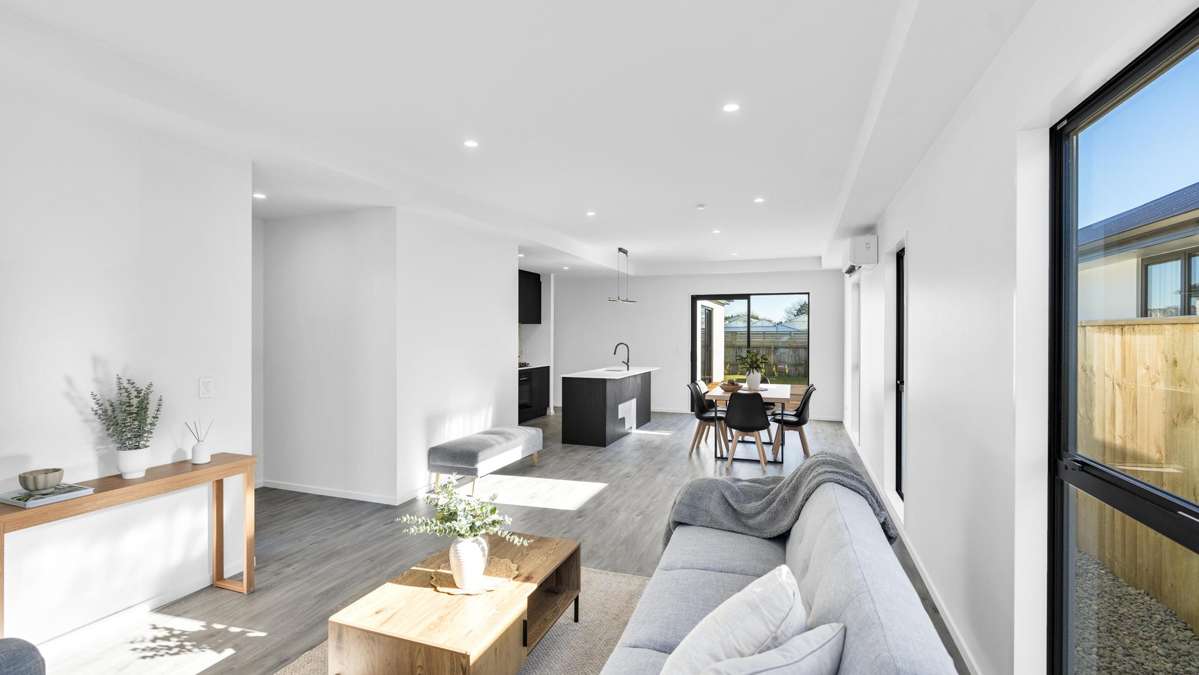 42 River Stone Drive_3