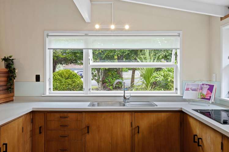 8 Alf Walker Place Papakura_11