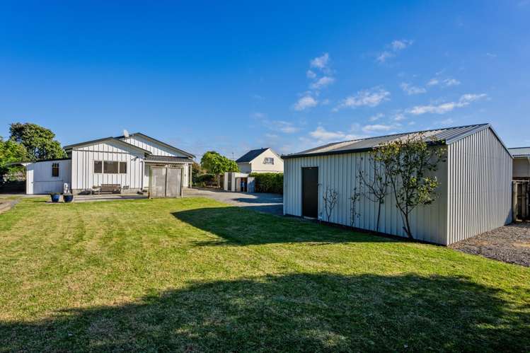 8 Manuka Street Otaki Beach_27
