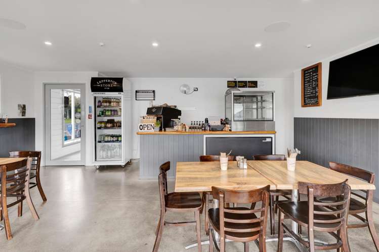 534 Richmond Road Lepperton_8