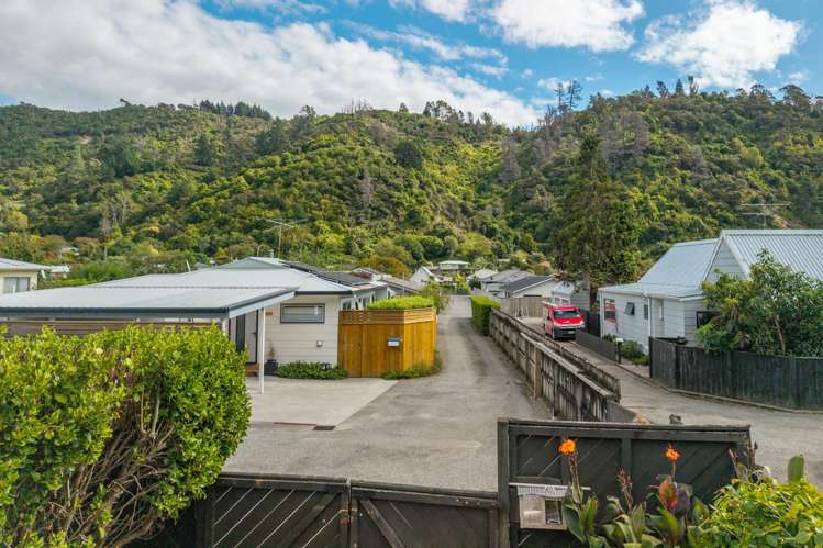 16 Hillside Lane The Brook_21