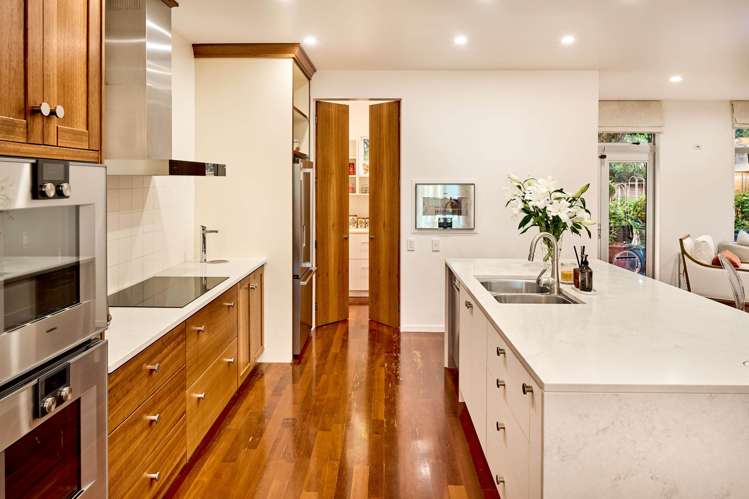 340 Oriental Parade Oriental Bay_10