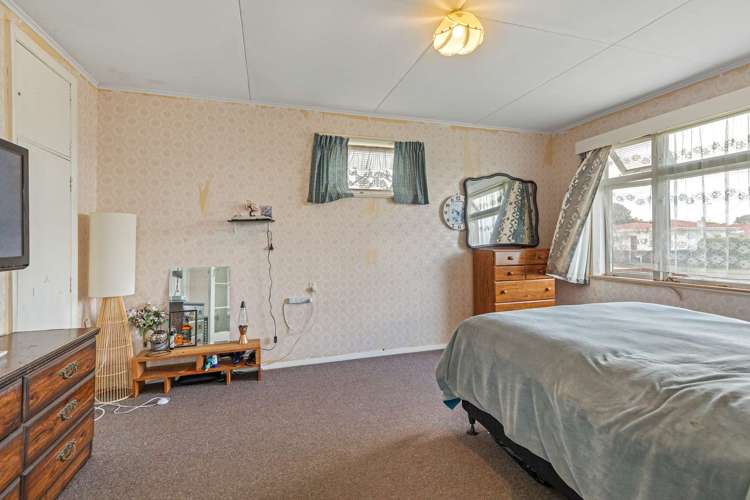 54 Parker Avenue Levin_14