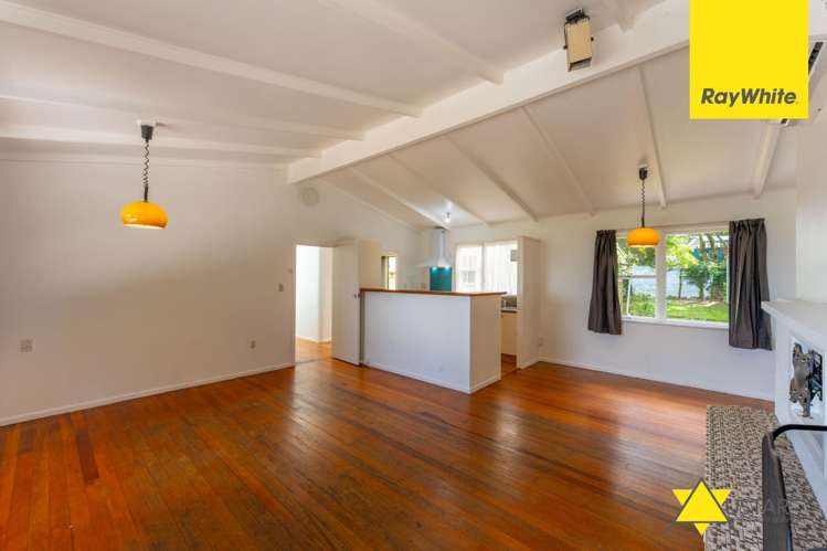 43 Tane Road Laingholm_5