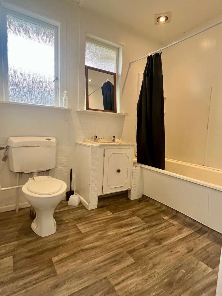  28 Charles Road Hannahs Bay_7