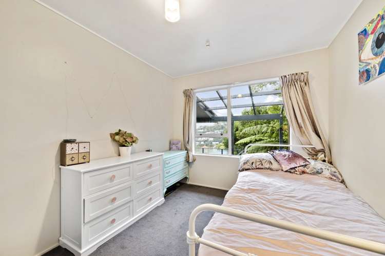 6 Swadel Way Karori_7
