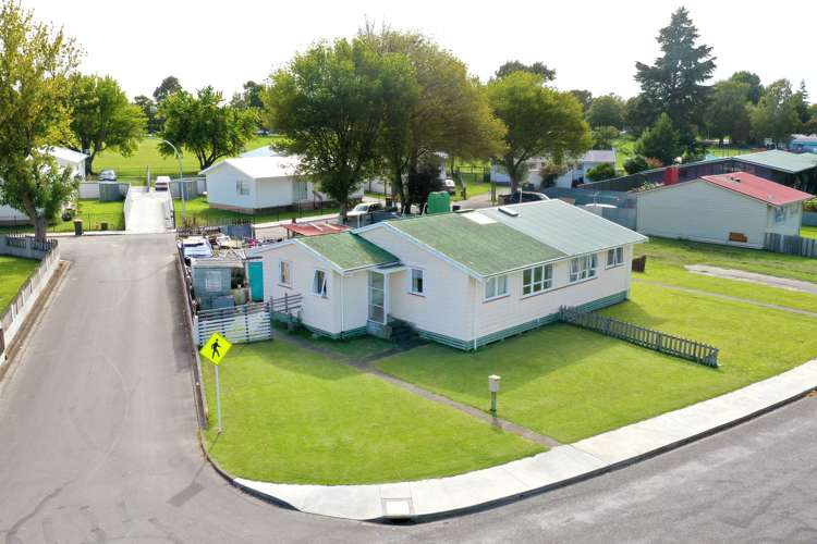 711 Kiwi Street_0
