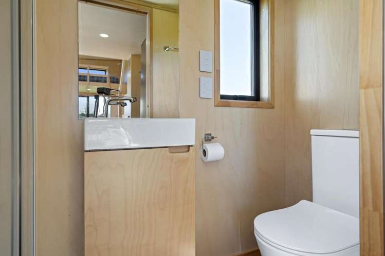47 Sandford Road Ruakaka_18