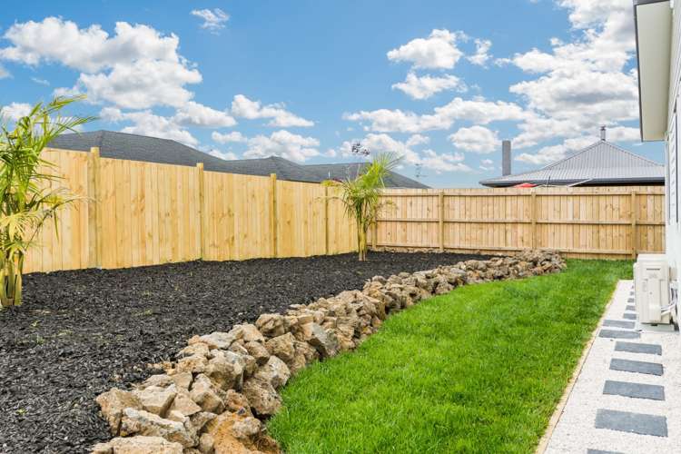 8 Raymond Grace Avenue Huapai_21