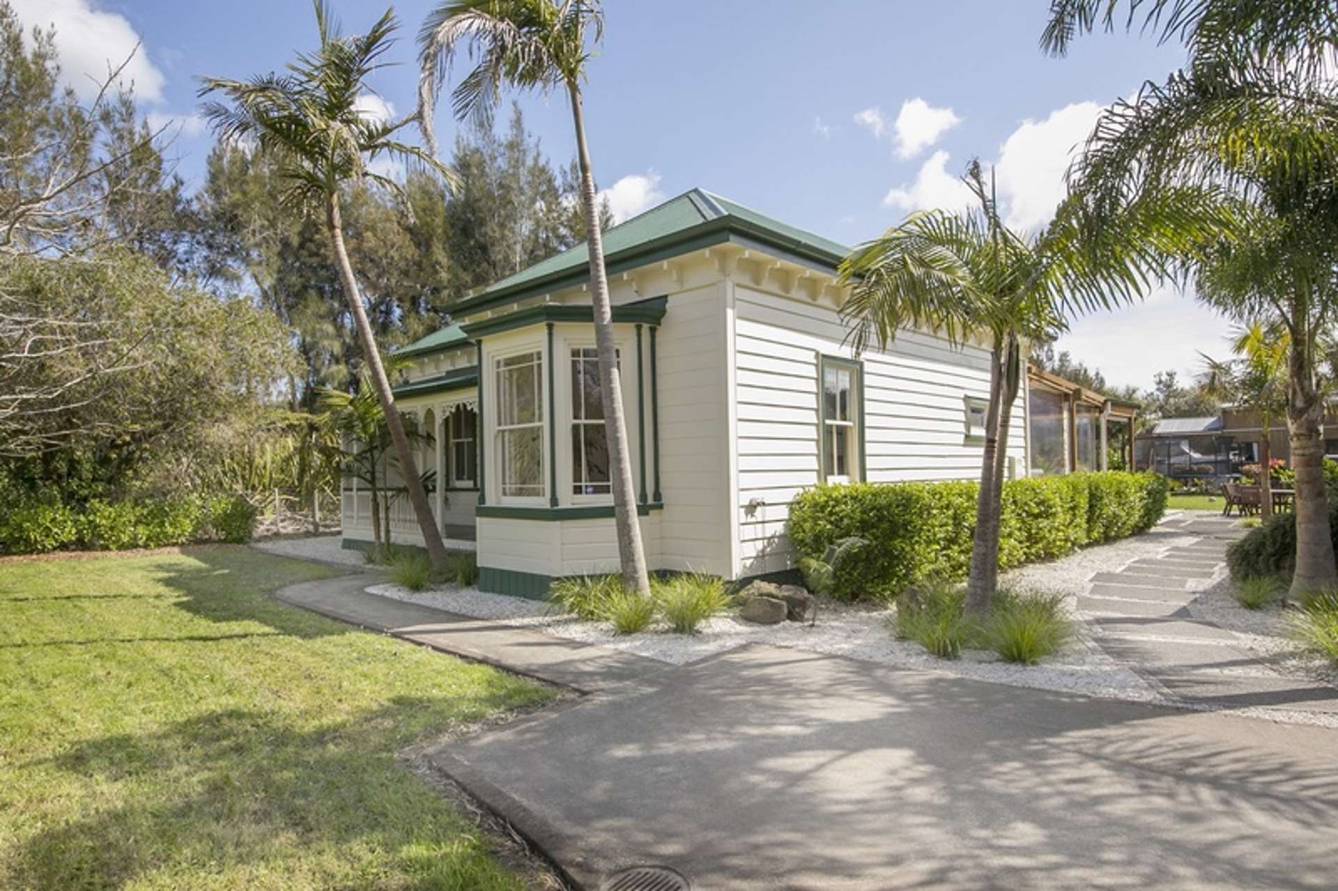 28 Cambridge Road Riverhead_0