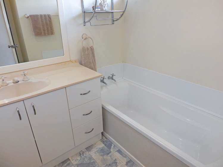 131 Palmer Road Foxton Beach_24