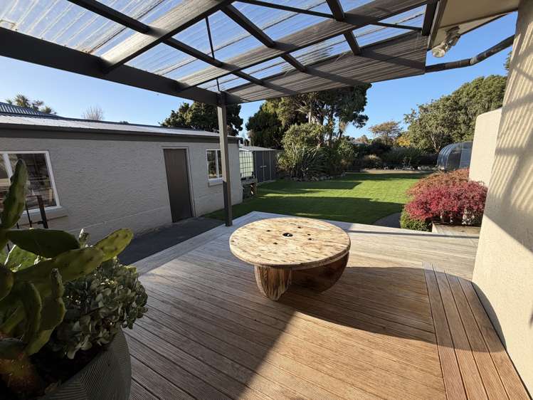 121 Grant Road Otatara_16