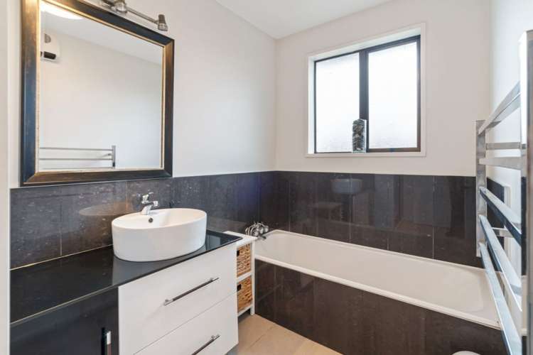 1 Aurora Street Hei Hei_13