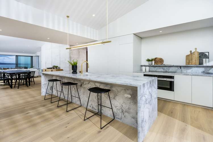 249 Hurstmere Road Takapuna_6