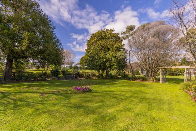 319 Mazengarb Road Paraparaumu_1