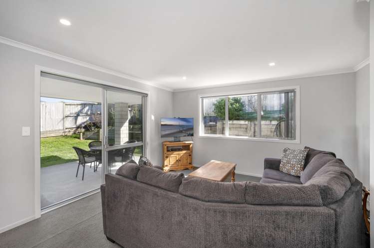163 Ballintoy Park Drive Welcome Bay_5