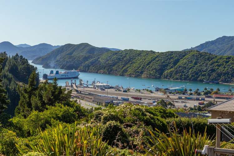 30 Harbour View Heights Picton_24