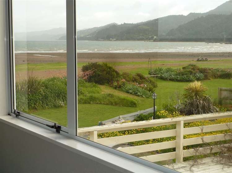 27 Seaview Avenue Te Puru_22