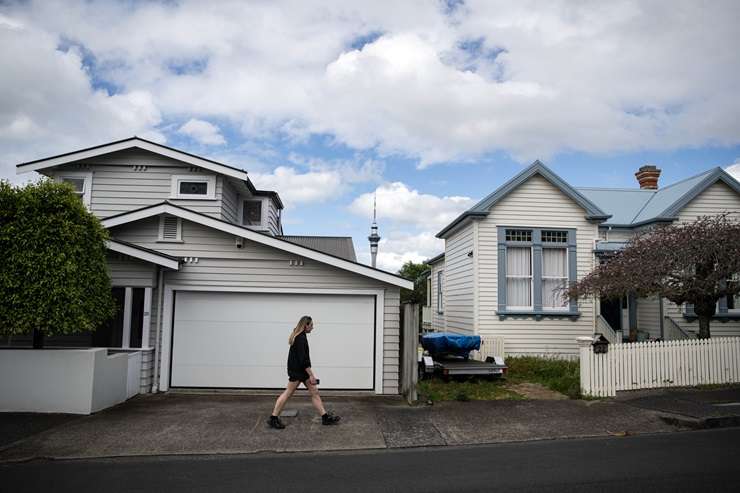 ANZ is rolling out the incentives to get new mortgage business. Photo / Alex Burton