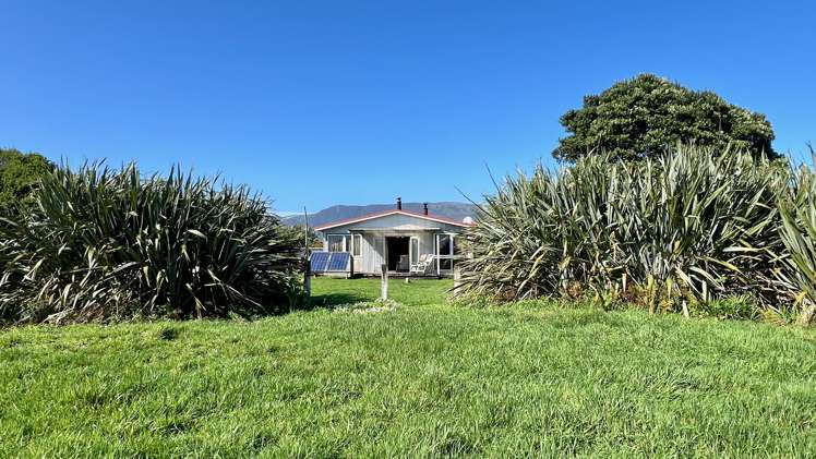 999 Pottingers Road Waimangaroa_6