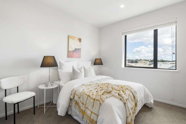 209/10 Awataha Drive Northcote_12