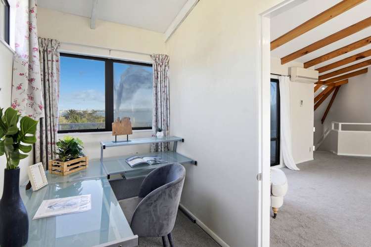 2/94 Jutland Road Hauraki_16