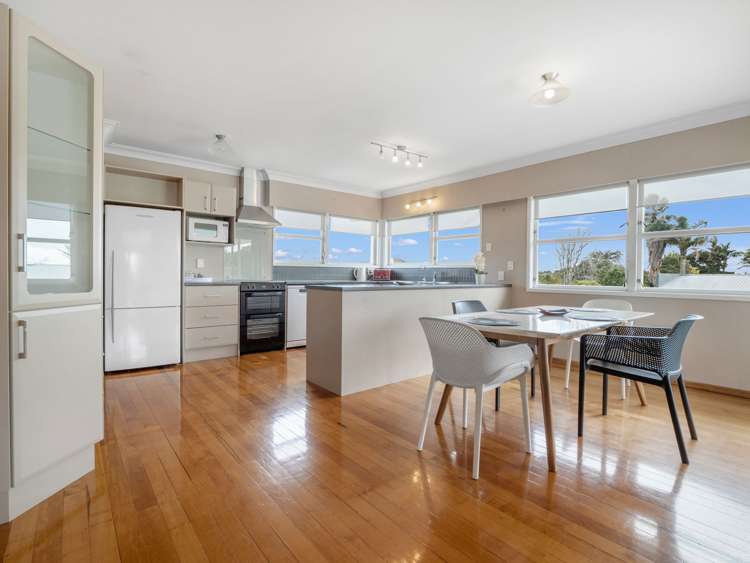 12 Racecourse Road_4