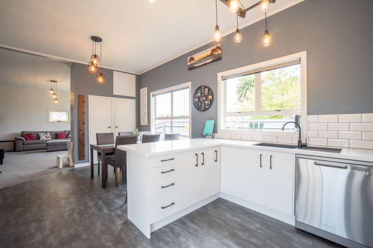 46 Kingswood Street Takaro_6