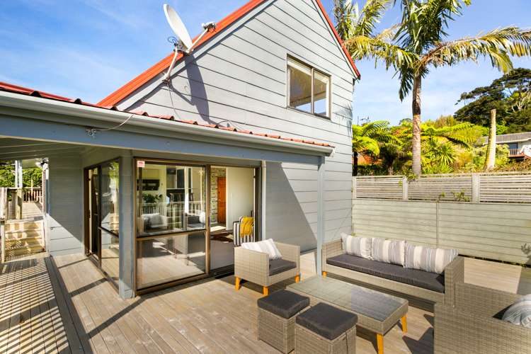 34 Laingfield Terrace Laingholm_13