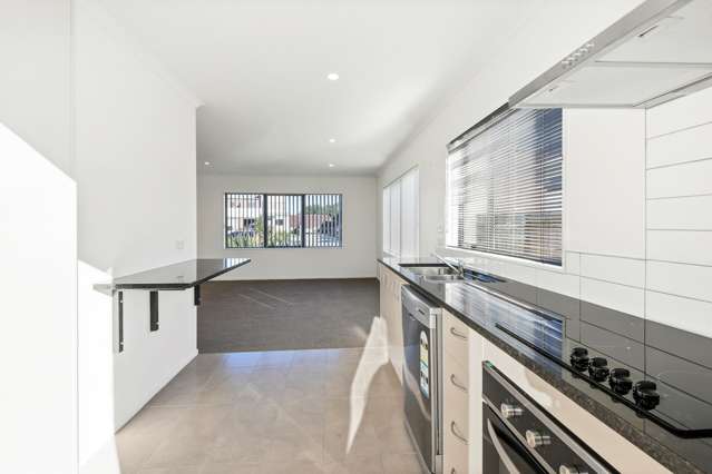 2/46 Park Estate Road Rosehill_4