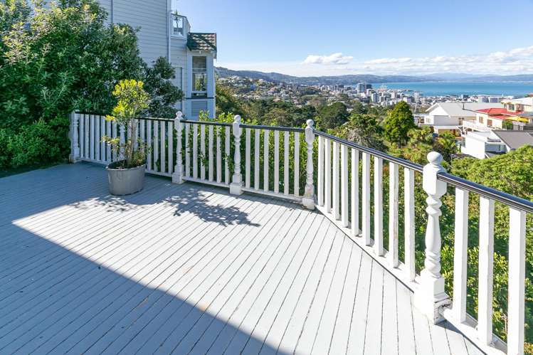 8 Bruce Avenue Brooklyn_20