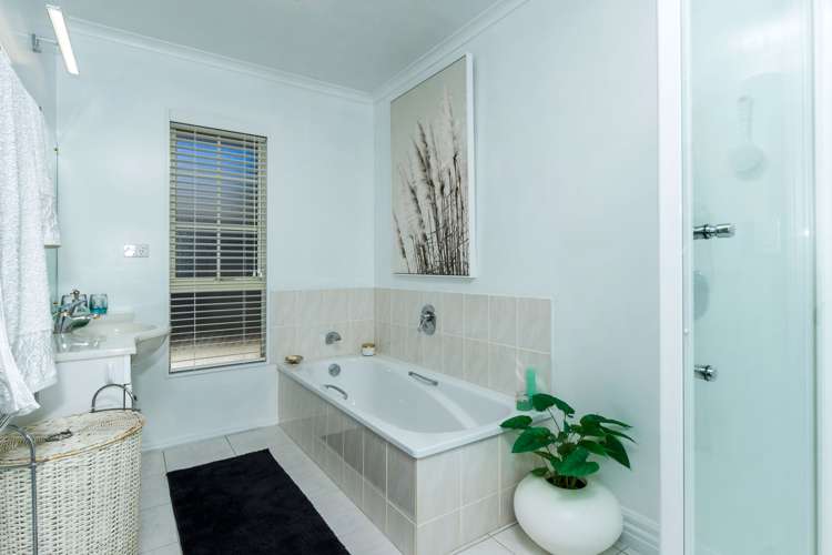 36 Saint James Avenue Richmond_15