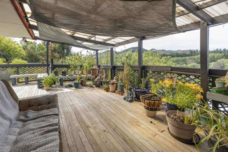 9 Tipapa Place Greta Valley_12