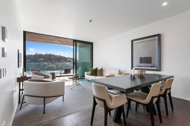 Apt 1002/6 Boundary Road_5