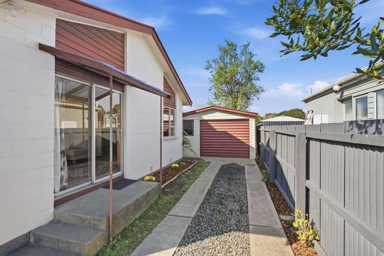 2/16 Kawau Crescent Bromley_18