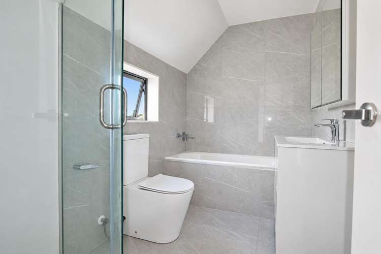 62B Royal Road Massey_7
