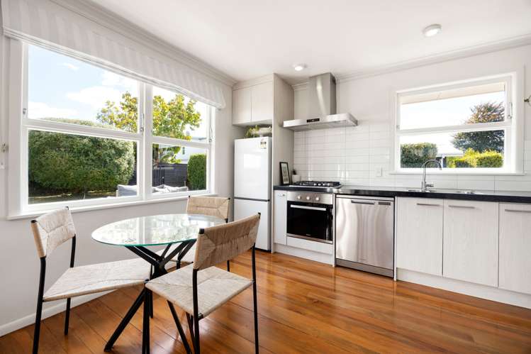 749B River Road Chartwell_6