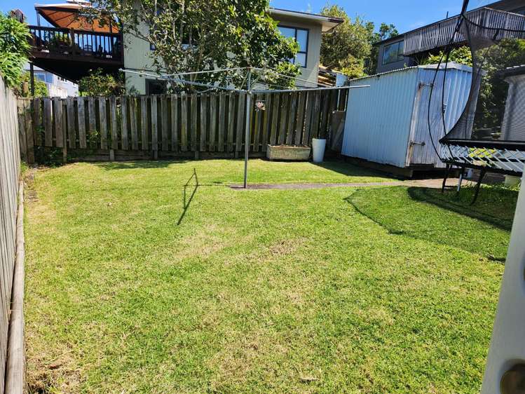 17a Deep Creek Rd Waiake_17