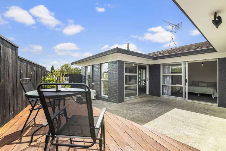12 Hartfield Rise Pahurehure_12
