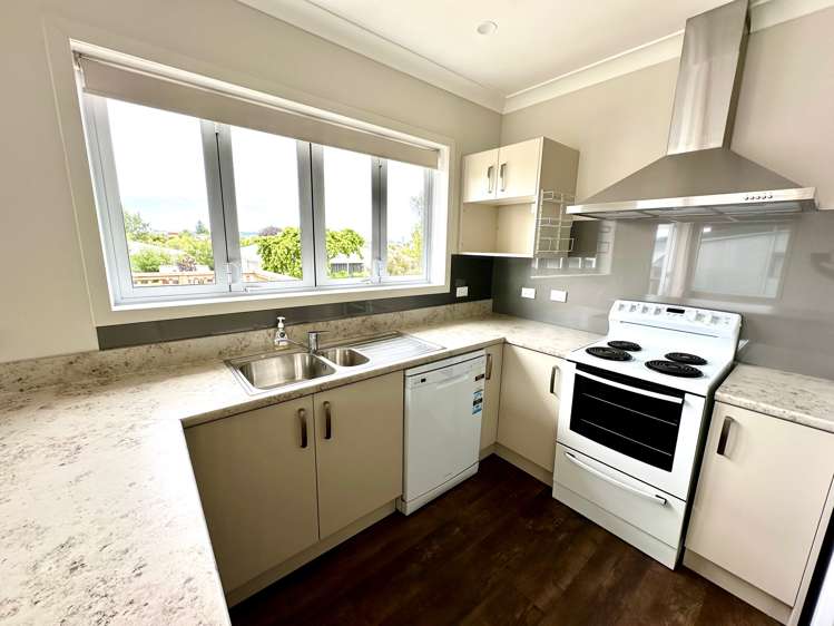 15 Naish Street Balclutha_12