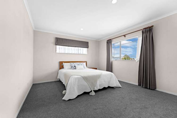 33 Malahide Drive Flat Bush_18