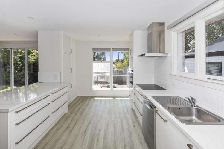 2/70 Proctor Street Papanui_3