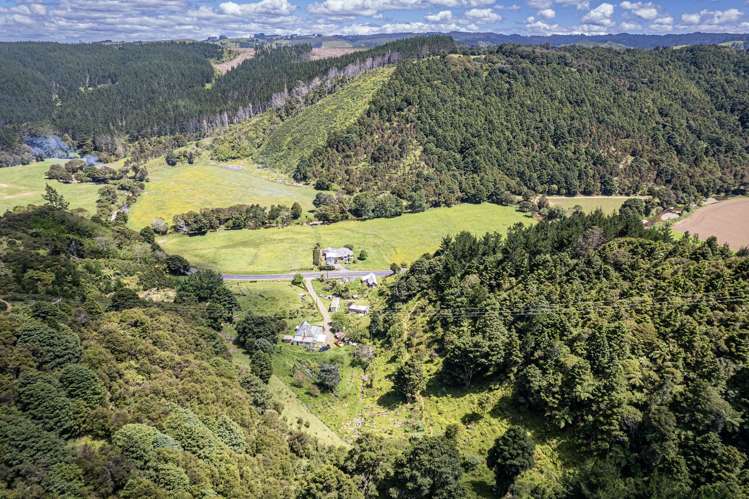 802 Russell Road Whakapara_5