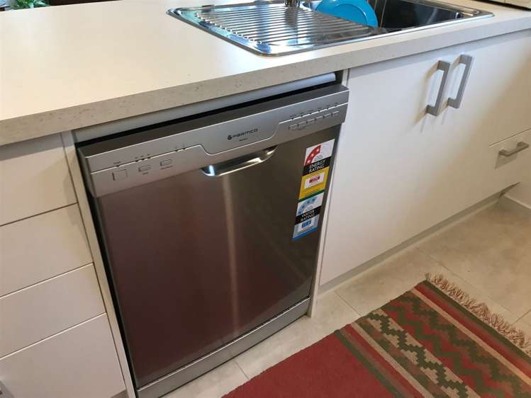 2/1 Cameron Street Sydenham_5