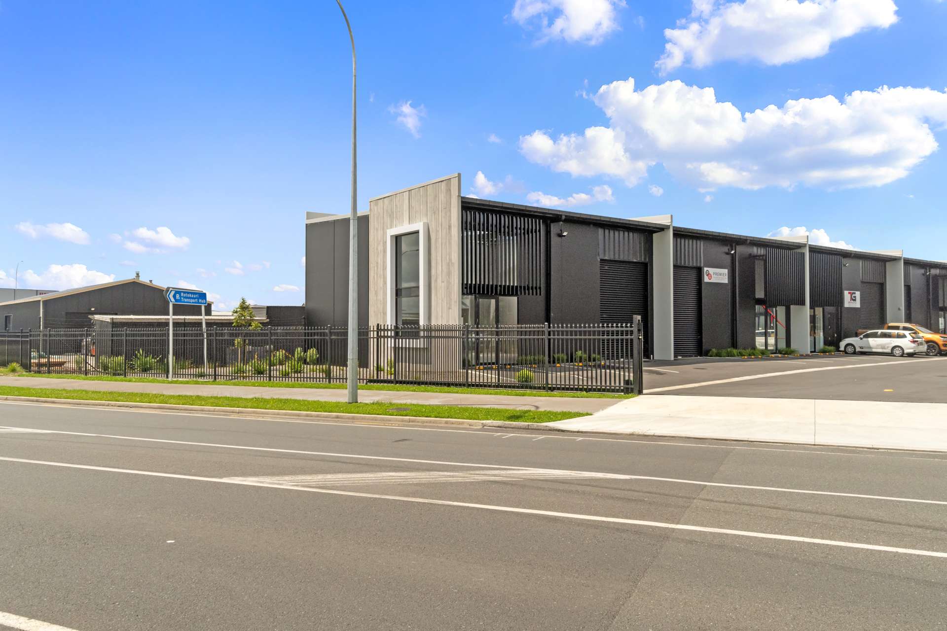 1/4 Brent Greig Lane Burbush_0