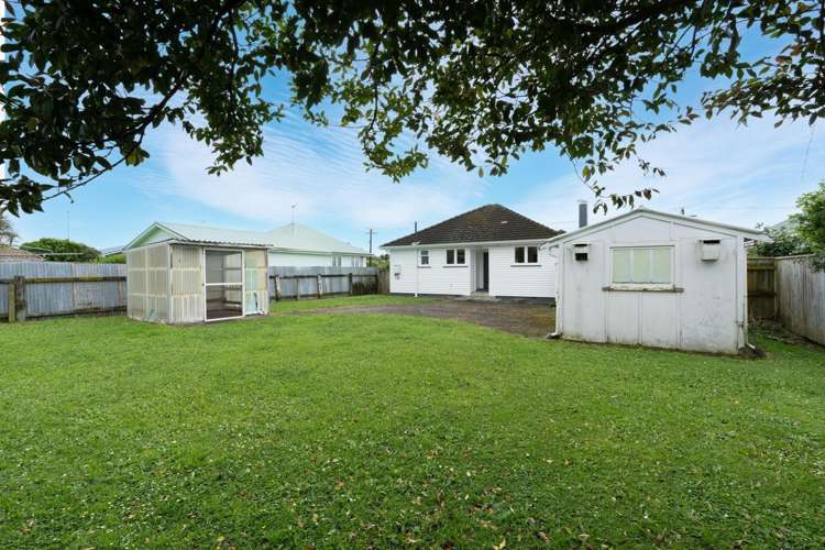  12 Bowen Street Levin_13